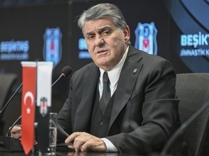 Be�ikta�’tan derbi hakemi Yasin Kol i�in a�klama!