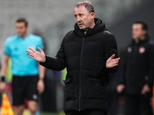 Sergen Yal�n d��meye bast�! Altyap�dan d�rt takviye