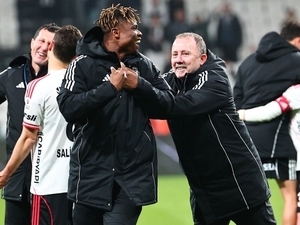 Be�ikta� kupa ma�na tek eksikle �kacak