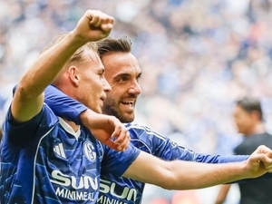 Kenan Karaman ile Schalke 04 co�tu