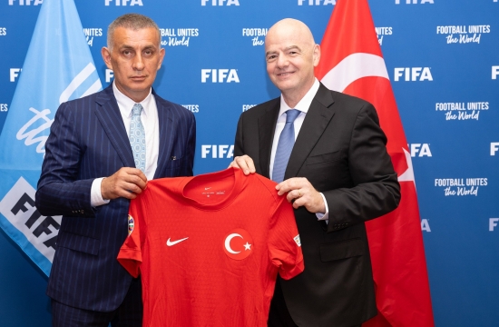 FIFA Ba�kan� Gianni Infantino’dan A Milli Tak�m’a tebrik