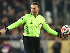 Derbinin hakemi a�kland�! – Futbol