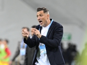 Burak Y�lmaz yerine Mirel Radoi