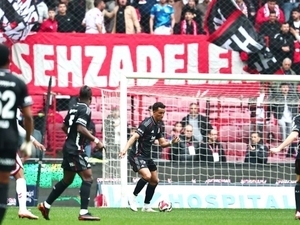 Ali G�ltiken’den Be�ikta�’a sert ele�tiri