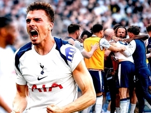 Tottenham ecel terleri d�k�p ligde kald�!