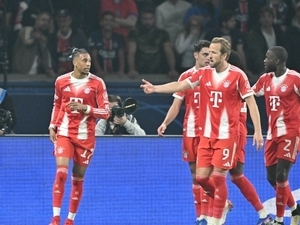 Bayern M�nih’ten Eren Dink�i’nin k�z arkada�� i�in ba�lat�lan kampanyaya destek