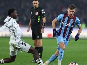 Be�ikta� a�klad�: Trabzonspor taraftarlar� trib�ne al�nacak m�?