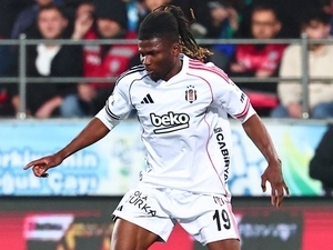 Be�ikta�’ta El Bilal Toure’den fla� payla��m!