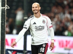 Vaclav Cerny’den Sergen Yal�n i�in payla��m