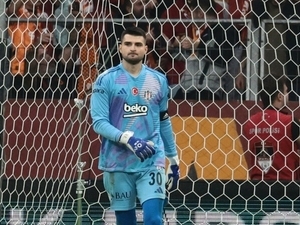 Ersin Destano�lu yuvadan u�maya haz�rlan�yor
