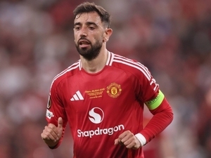Manchester United’da Bruno Fernandes’e b�y�k onur