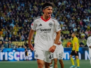 Can Uzun a�l��� yapt�; Frankfurt, Dortmund’a kaybetti