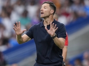 Xabi Alonso, Chelsea ile anla�t�!