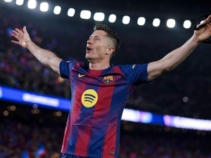 Robert Lewandowski, Barcelona’ya veda etti!