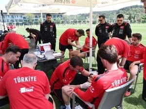 A Milli Futbol Tak�m�, dayan�kl�l�k testinden ge�ti