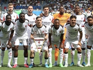 Milan b�y�k darbo�azda; t�m oyuncular sat�l�k!