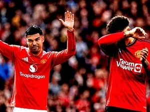 MANU’dan 3 y�ld�z�na veda; yollar ayr�ld�