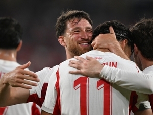Be�ikta�’tan Salih �zcan’a; “Bizi bekle”