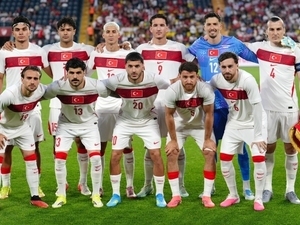 A Milli Tak�m’da santrfor krizine 3 form�l!