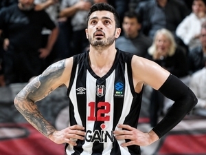 Canberk Ku�: “Fenerbah�e’nin salonunda e�ime sald�r�ld�”