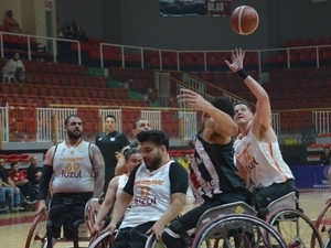 Galatasaray’� uzatmada yendik. Finaldeyiz! – Futbol