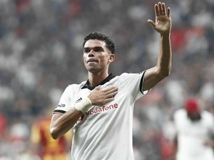 Mourinho’yla birlikte S�per Lig’in eski y�ld�z� da Real Madrid’e d�n�yor