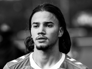 Frans�z futbolcu nehirde bo�ularak hayat�n� kaybetti
