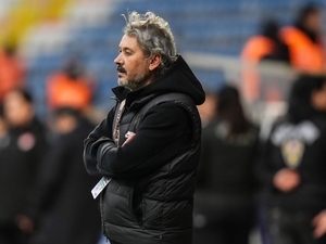 Ey�pspor’da Atila Gerin ile yollar ayr�ld�!