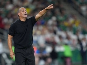 Tunus’ta ma�lubiyet sonras� hoca ayr�l��!