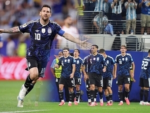 Messi rekor k�rd�, Arjantin kay�ps�z turlad�