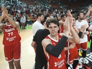 A Milli Erkek Basketbol Tak�m�, �svi�re’yi a�rlayacak