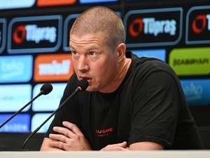 Midtjylland Teknik Direkt�r� Mike Tullberg: “Skordan dolay� rahat�m”