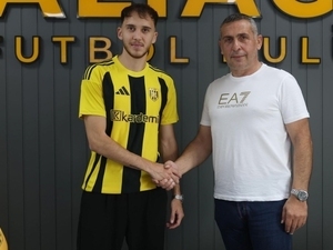 Be�ikta�’tan ayr�ld�, 2.Lig’e transfer oldu!