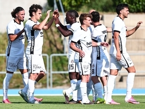 Be�ikta�, Slovakya kamp�na moralli ba�lad�!