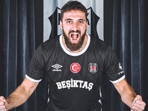 Be�ikta� Erkek Hentbol Tak�m�, Uros Oavlovic’i a�klad�