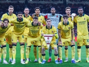 Milan’da b�y�k revizyon! 8 futbolcuyla yollar ayr�l�yor
