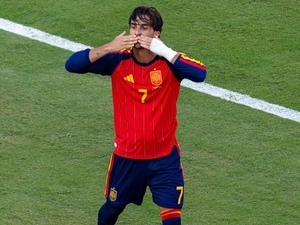 Ferran Torres: “Tanr� hak etti�imi verdi!”