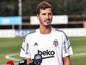 Salih U�an’dan Be�ikta�’a veda mesaj�