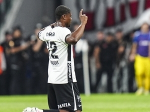 Be�ikta�’ta Agbadou formay� kapt� – Futbol