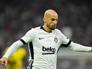 Cerny yine sahnede: �st �ste ikinci ma�nda gol att�