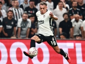Trossard, Be�ikta� taraftar�yla bulu�tu – Futbol