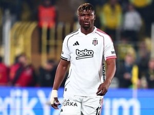 Avrupa�dan teklif kap�da! Agbadou karar�n� verdi