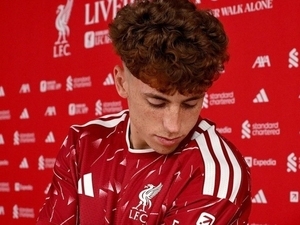 Liverpool’dan 40 milyon euroluk transfer; Victor Munoz
