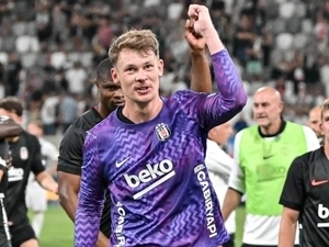 Be�ikta�’ta Alexander N�bel duvar�! – Futbol