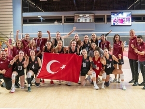 Filenin Sultanlar�, Akdeniz Oyunlar� �ampiyonu! – Futbol
