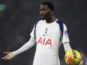 Galatasaray istiyordu, Be�ikta� g�r���yor: Pape Matar Sarr