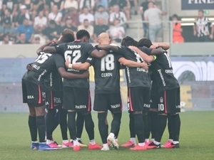 10 ki�i kalan Be�ikta�’tan Avrupa’da 100. zafer!