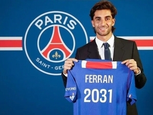 PSG, Barcelona’dan Ferran Torres’in transferini bitirdi!