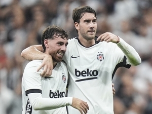 Vlahovic �talya’da man�etleri s�sledi – Futbol