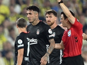 Emirhan Top�u’dan, Brown’a derbi yan�t�: “Ho� bulduk”